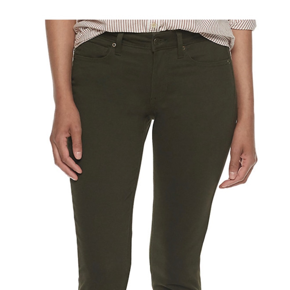 Woman’s pants NWOT